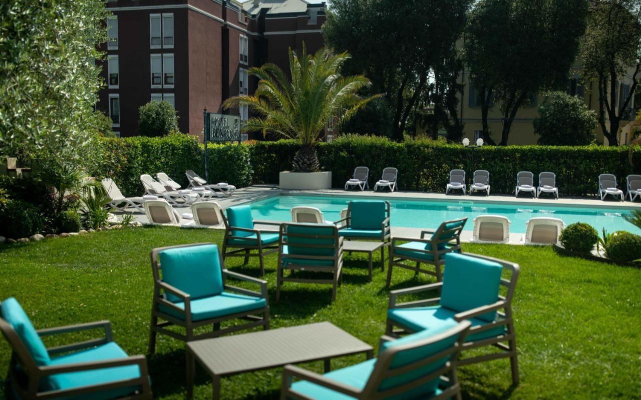 Hotel Benaco Desenzano del Garda Exterior foto